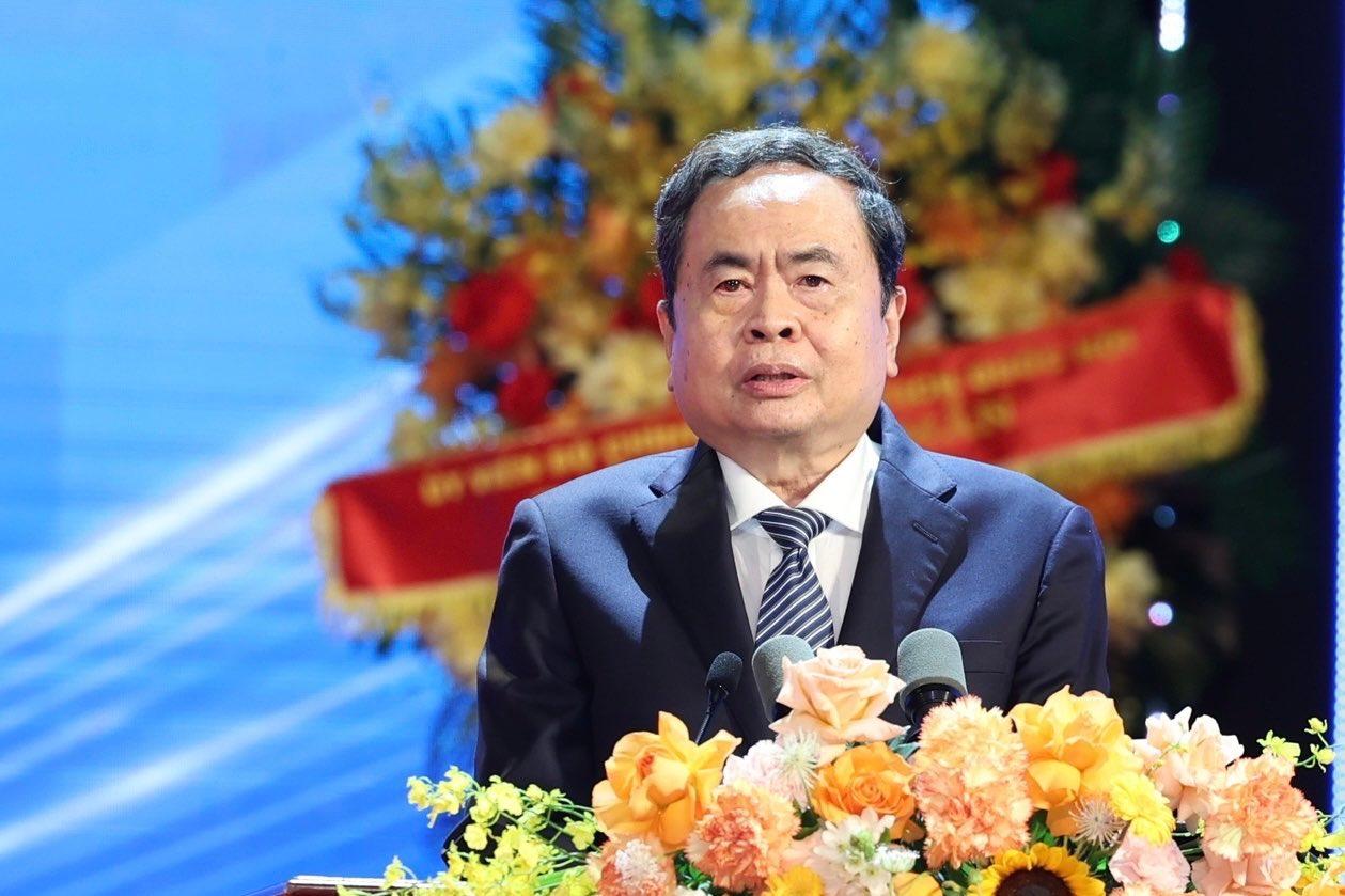 Đồng chí Trần Thanh Mẫn, Ủy viên Bộ Chính trị, Chủ tịch Quốc hội phát biểu tại Lễ kỷ niệm 140 năm Ngày Quốc tế Lao động. Ảnh: Hải Nguyễn