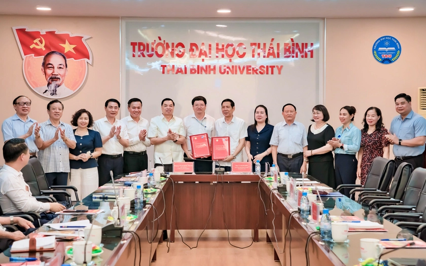 Hội Khuyến học các tỉnh, thành phố Cụm II giao ban tại Trường Đại học Thái Bình - Ảnh 3.