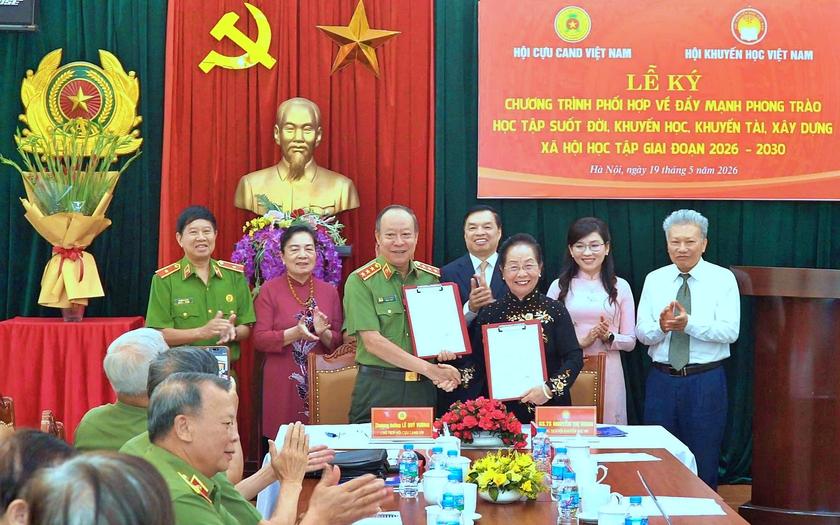Hội Khuyến học Việt Nam và Hội Cựu Công an Nhân dân Việt Nam phối hợp thúc đẩy phong trào học tập suốt đời - Ảnh 4.