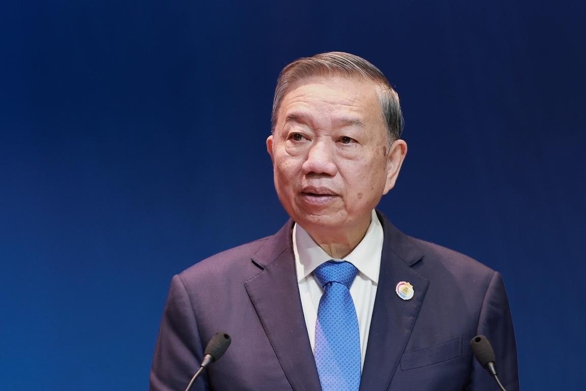 Tổng Bí thư, Chủ tịch nước Tô Lâm phát biểu chỉ đạo tại phiên trọng thể Đại hội XIV Công đoàn Việt Nam. Ảnh: Hữu Chánh