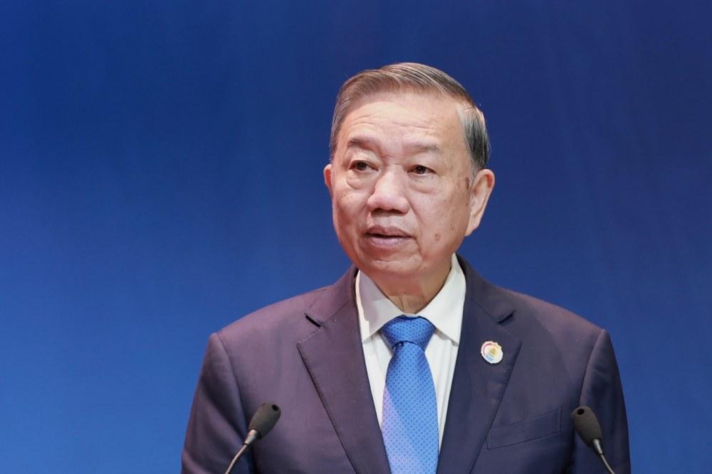 Tổng Bí thư, Chủ tịch nước Tô Lâm phát biểu chỉ đạo tại Đại hội XIV Công đoàn Việt Nam. Ảnh: Hải Nguyễn