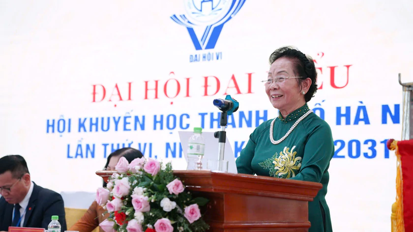 Bà Nguyễn Thị Ngọc Minh tái đắc cử Chủ tịch Hội Khuyến học Hà Nội khóa VI - Ảnh 9.