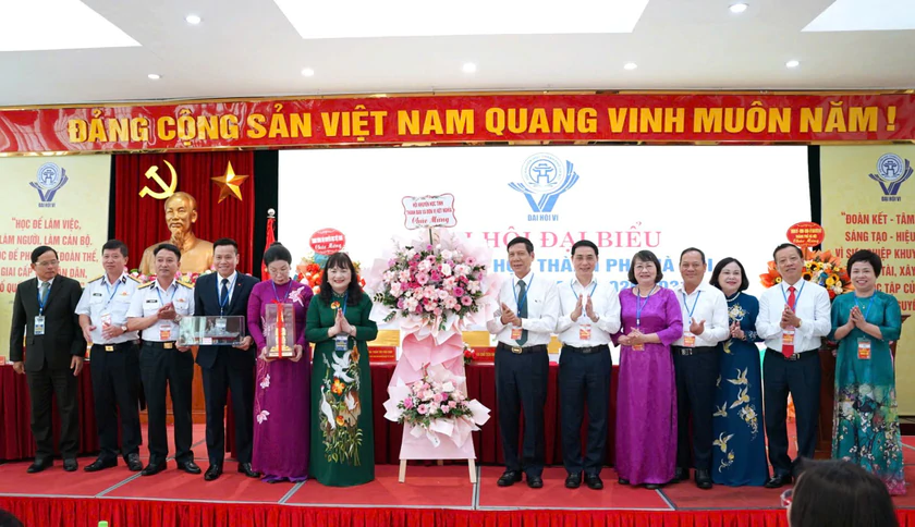 Bà Nguyễn Thị Ngọc Minh tái đắc cử Chủ tịch Hội Khuyến học Hà Nội khóa VI - Ảnh 11.