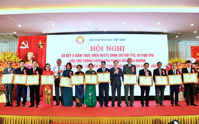 Hội Khuyến học Việt Nam xây dựng xã hội học tập thực chất với các gương học tập tiêu biểu - Ảnh 7.