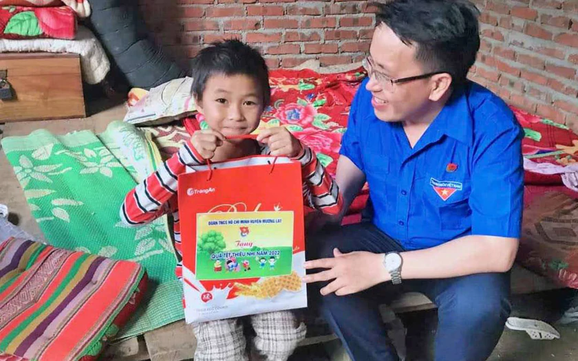 Dòng họ người Mông hiếu học ở vùng biên giới xứ Thanh - Ảnh 2.